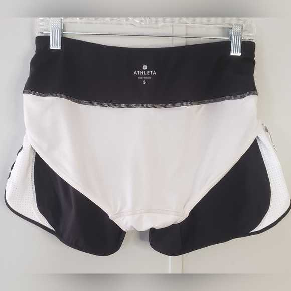 Athleta Black and White Acceleration Running Shorts 3.5" - Picture 11 of 14